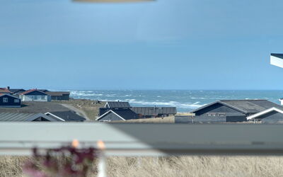 Ulf - 100M from the Sea
