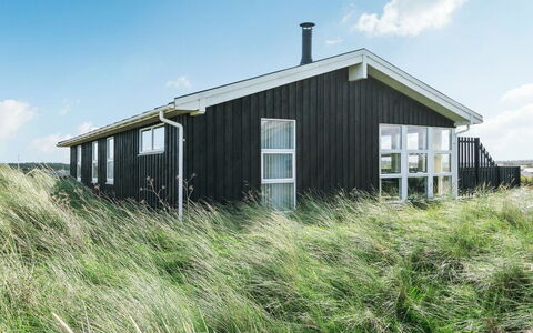 Laghmund - 250M from the Sea: Arkitektur, Tag, Hus, Sommerhus, Hjem, Stuehus, Sidespor, Garden Bygninger, Skur