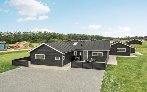 Fegge - 1.5Km from the Sea: Tag, Hus, Hjem, Sommerhus, Sidespor, Estate, Indkørsel, Garden Bygninger, Gård, Skur
