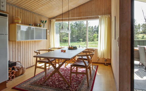 Taina - 1.1Km from the Sea: Hus, Hjem, Dør, Tag, Sommerhus, Estate, Have, Skygge, Sidespor, Gård