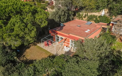 Villa Marzia Mare & Golf: Ejendom, Plantesamfund, Bygning, Vindue, Plante, Træ, Land Lot, Urban Design, Hus, Landdistrikt