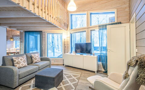 Villa Rukan Kesäniemi: Træ, Indretning, Loft, Gulvbelægning, Hjem, Etage, Værelse, Møbel, Stue, Lejlighed