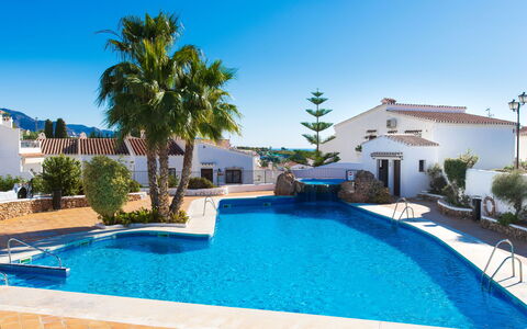 Perla del Mar: Vand, Plante, Ejendom, Himmel, Svømmepøl, Azure, Træ, Bygning, Fritid, Boligområde