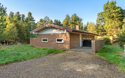 Reinbald - 1Km from the Sea