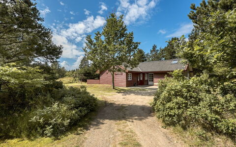 Heralda - 3.3Km from the Sea: Græs, Hus, Tag, Hjem, Sommerhus, Busk, Land Lot, Landdistrikt, Stuehus, Bunddække