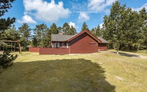 Heralda - 3.3Km from the Sea: Græs, Hus, Tag, Hjem, Sommerhus, Busk, Land Lot, Landdistrikt, Stuehus, Bunddække