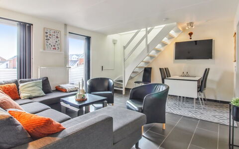 Iffuer - 2.3Km from the Sea: Lejlighed, Hjem, Aluminium, Dagslys, Hotel, Penthouselejlighed, Stueplante
