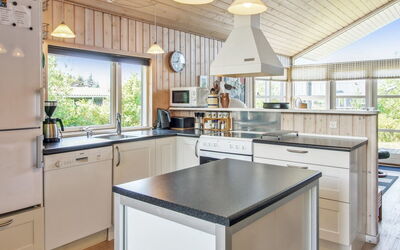 Fides - 600M from the Sea