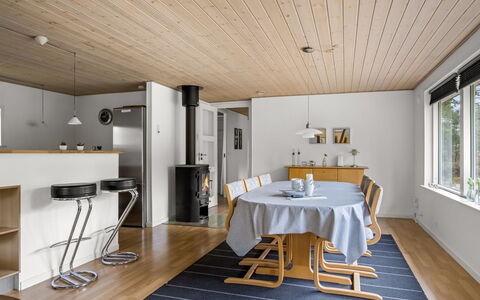 Micke - 3.2Km from the Sea: Etage, Loft, Svømmepøl, Udvej, Design, Stol, Dagslys, Hotel, Villa, Penthouselejlighed