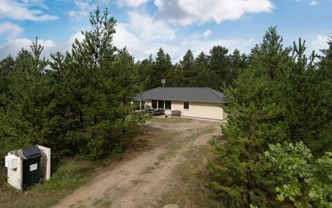 Micke - 3.2Km from the Sea: Etage, Loft, Svømmepøl, Udvej, Design, Stol, Dagslys, Hotel, Villa, Penthouselejlighed