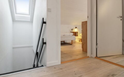 Gaida - 2.3Km from the Sea: Svømmepøl, Boligområde, Hjem, Udvej, Estate, Skygge, Villa, Mansion, Have, Eco Hotel