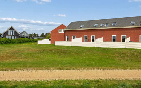 Nayana - 2.3Km from the Sea: Himmel, Græs, Hjem, Hus, Tag, Arkitektur, Almindeligt, Land Lot, Græs-, Boligområde
