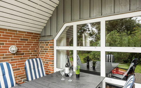 Albin - 2.8Km from the Sea: Tag, Hus, Boligområde, Hjem, Estate, Sommerhus, Design