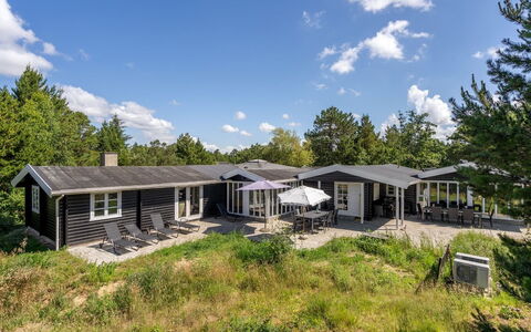 Henriethe - 1.1Km from the Sea: Tækning, Sommerhus, Hus, Tag, Hjem, Stuehus, Hytte, Estate, Landsby