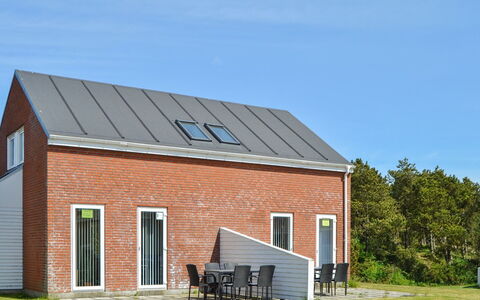 Aya - 2.3Km from the Sea: 
