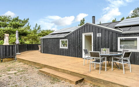Lav - 3.8Km from the Sea: Hus, Hjem, Tag, Sommerhus, Estate, Landscaping, Garden Bygninger, Sidespor, Stuehus