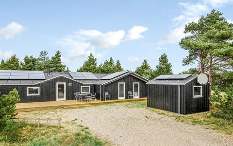Lav - 3.8Km from the Sea: Tag, Hus, Boligområde, Hjem, Estate, Sommerhus, Design