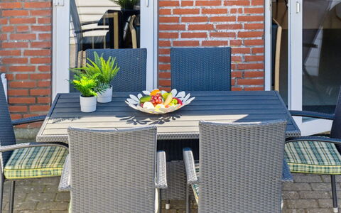 Gaëlle - 2.3Km from the Sea: Græs, Hus, Tag, Sommerhus, Hjem, Busk, Stuehus, Land Lot, Landdistrikt