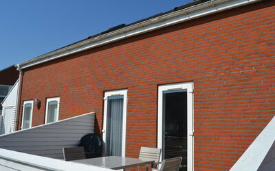 Arna - 2.3Km from the Sea