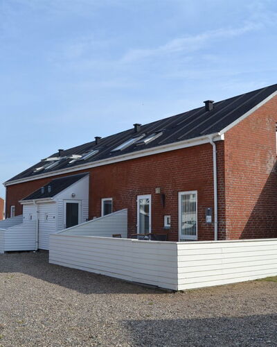 Arna - 2.3Km from the Sea