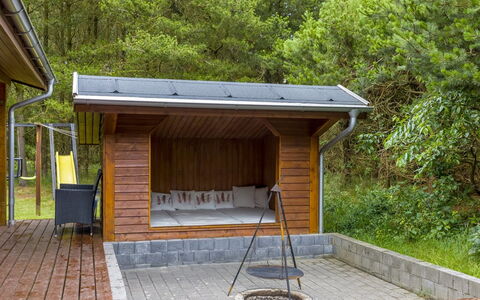 Patrizia - 1Km from the Sea: Træ, Hårdttræ, Skur, Sommerhus, Garden Bygninger, Bejdse, Bjælkehytte, Have, Dæk, Backyard