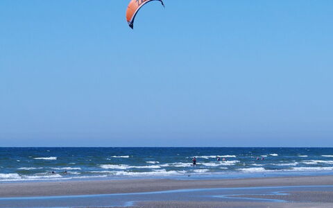 Patrizia - 1Km from the Sea: Himmel, Blå, Hav, Strand, Fritid