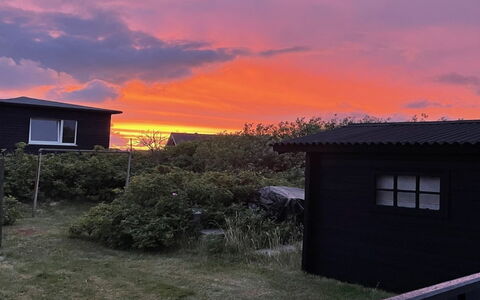 Pupa - 500M from the Sea: Sommerhus, Hjem, Hus, Tag, Veranda, Estate, Sidespor, Garden Bygninger, Stuehus, Gård