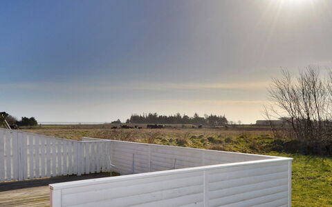 Willi - 3Km from the Sea: Gulvbelægning, Etage, Loft, Indretning, Countertop, Køkken, Cabinetry, Værelse, Større Bandage, Lysarmatur