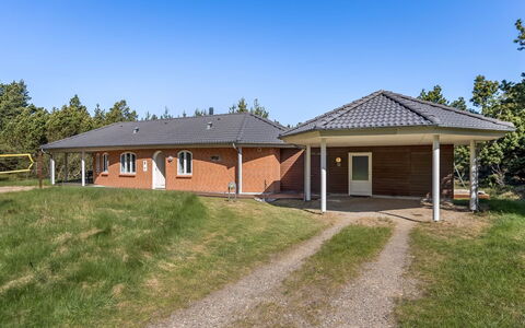 Agusta - 1.1Km from the Sea: Tag, Hus, Boligområde, Hjem, Estate, Sommerhus, Design