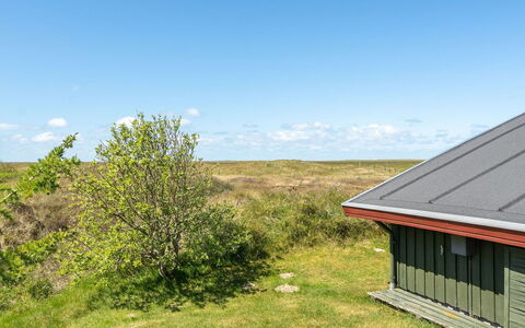 Zekine - 2.5Km from the Sea: Sommerhus, Hjem, Hus, Tag, Veranda, Estate, Sidespor, Garden Bygninger, Stuehus, Gård