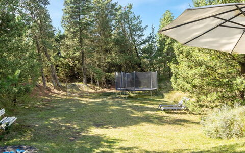 Benedikta - 2.4Km from the Sea: Tag, Hus, Boligområde, Hjem, Estate, Sommerhus, Design