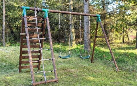 Odsten - 1Km from the Sea: Træ, Hus, Sommerhus, Hjem, Tag, Landdistrikt, Sidespor, Bjælkehytte, Garden Bygninger, Hårdttræ