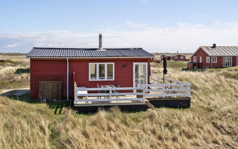 Blomma - 350M from the Sea: Tag, Land Lot, Sommerhus, Hjem, Landdistrikt, Skur, Sidespor, Garden Bygninger, Bjælkehytte, Hytte