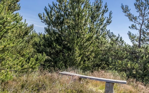Bruna - 2Km from the Sea: Møbel, Træ, Indretning, Gulvbelægning, Etage, Stol, Værelse, Loft, Stue, Lejlighed