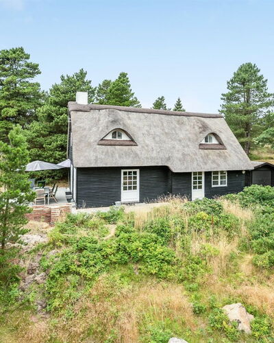 Risto - 2.3Km from the Sea