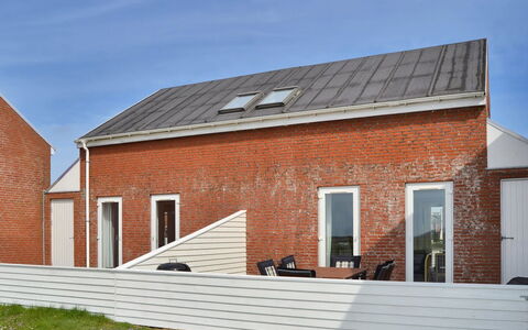 Arabella - 2.3Km from the Sea: Træ, Hav, Sky, Coastal Og Oceaniske Landskabsformer, Dæk, Ocean, Planke, Boardwalk, Kyst, Hårdttræ