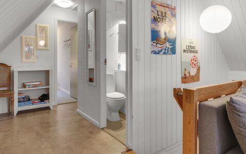 Emilla - 3.8Km from the Sea: Tag, Hus, Boligområde, Hjem, Estate, Sommerhus, Design