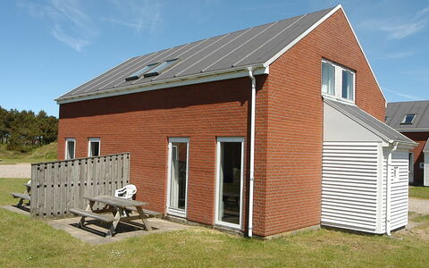 Nilaus - 2.3Km from the Sea: Tag, Hjem, Hus, Sommerhus, Sidespor, Land Lot, Dør, Gård, Lawn, Stuehus