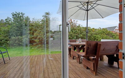 Edly - 2.3Km from the Sea