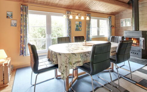 Thorbergh - 2Km from the Sea: Plantesamfund, Sollys, Urteagtig Plante, Have, Plantation, Landbrug, Farm