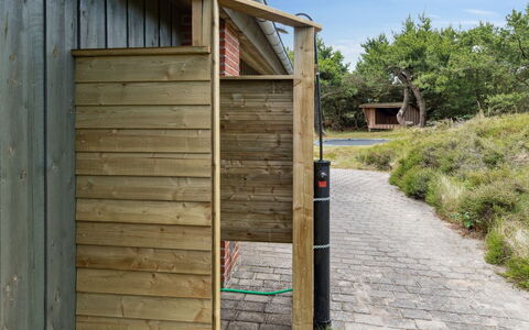 Erlinda - 3.1Km from the Sea: Plantesamfund, Sollys, Urteagtig Plante, Have, Plantation, Landbrug, Farm
