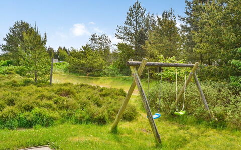Gunlög - 3.1Km from the Sea: Græs, Grøn, Vegetationen, Busk, Græs-, Land Lot, Eng, Pasture, Have