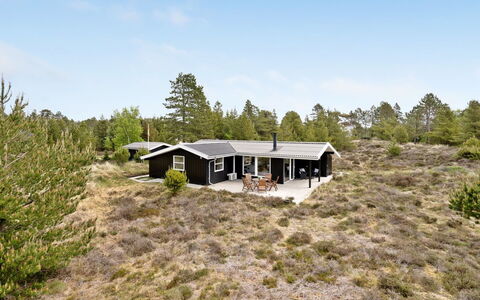 Fredrikka - 3.9Km from the Sea: Sommerhus, Skur, Hytte, Stuehus, Prærie, Hytte, Lade, Bjælkehytte, Garden Bygninger