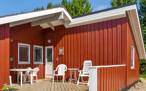 Vivan - 3.8Km from the Sea: Hus, Tag, Hjem, Sommerhus, Estate, Stuehus, Villa, Veranda, Sidespor