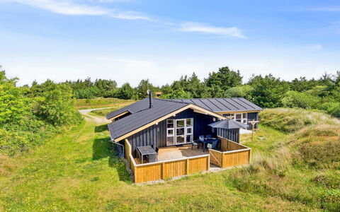 Alessia - 2Km from the Sea: Busk, Urban Design, Bunddække, Mursten, Lejlighed, Estate, Murværk, Altan, Landscaping