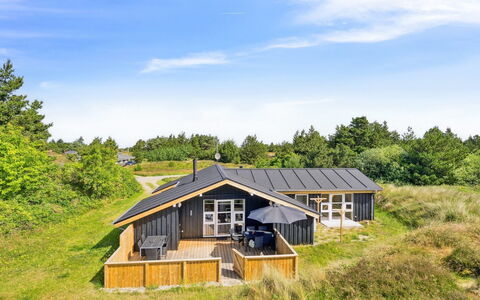Alessia - 2Km from the Sea: Busk, Urban Design, Bunddække, Mursten, Lejlighed, Estate, Murværk, Altan, Landscaping