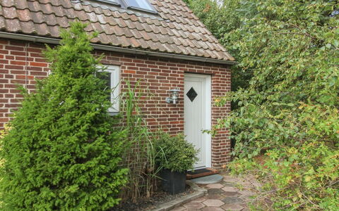 Volmer - 3.9Km from the Sea: Busk, Hus, Sommerhus, Tag, Hjem, Have, Sidespor, Landscaping, Skydevindue, Stuehus