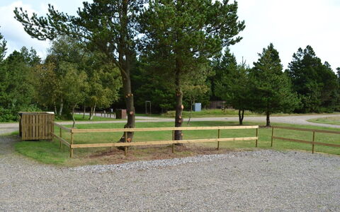 Ferhat - 2.9Km from the Sea: Tag, Hus, Land Lot, Hjem, Sommerhus, Estate, Garden Bygninger, Skygge, Bjælkehytte, Landscaping