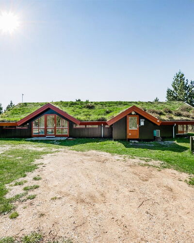 Niyazi - 3.1Km from the Sea