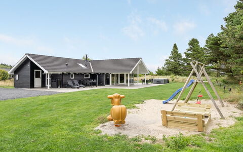 Krum - 4.5Km from the Sea: Hus, Tag, Hjem, Sommerhus, Estate, Stuehus, Villa, Veranda, Sidespor